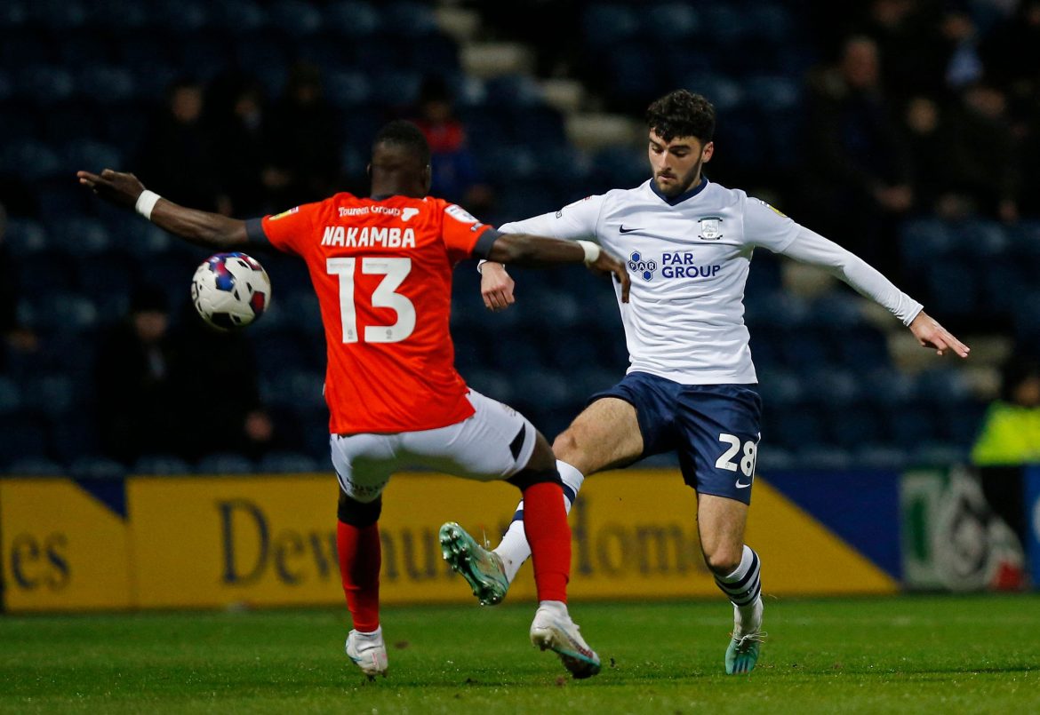 Everton can repeat Simms masterclass with young striker