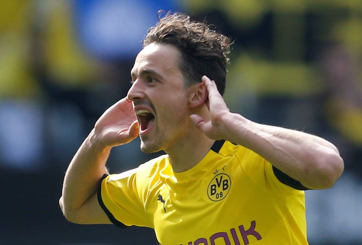 Crystal Palace linked to Thomas Delaney
